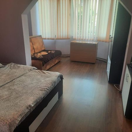 Apartamentul Republicii Alba Iulia Esterno foto