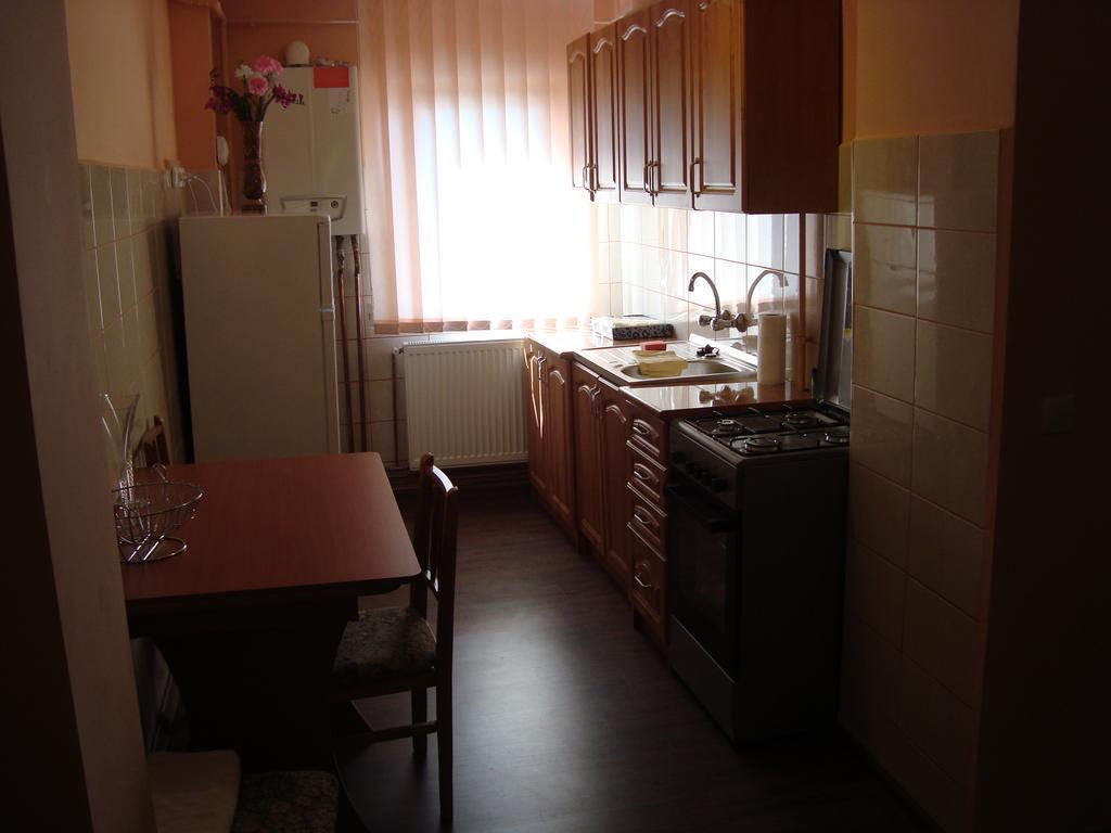 Apartamentul Republicii Alba Iulia Esterno foto
